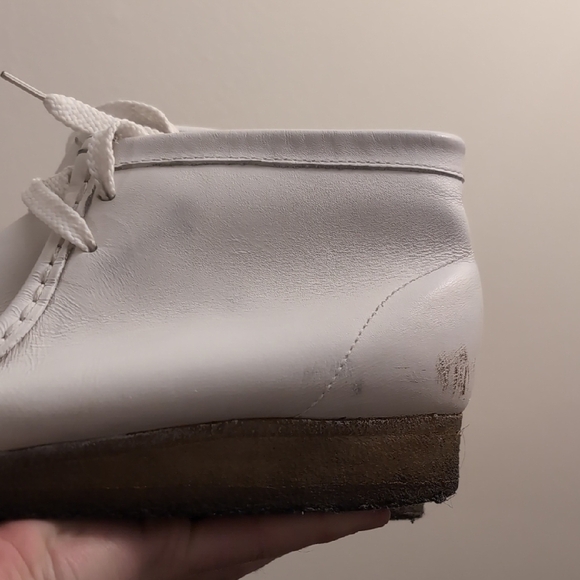 Clarks Wallabees White Leather High Top - Picture 4 of 10